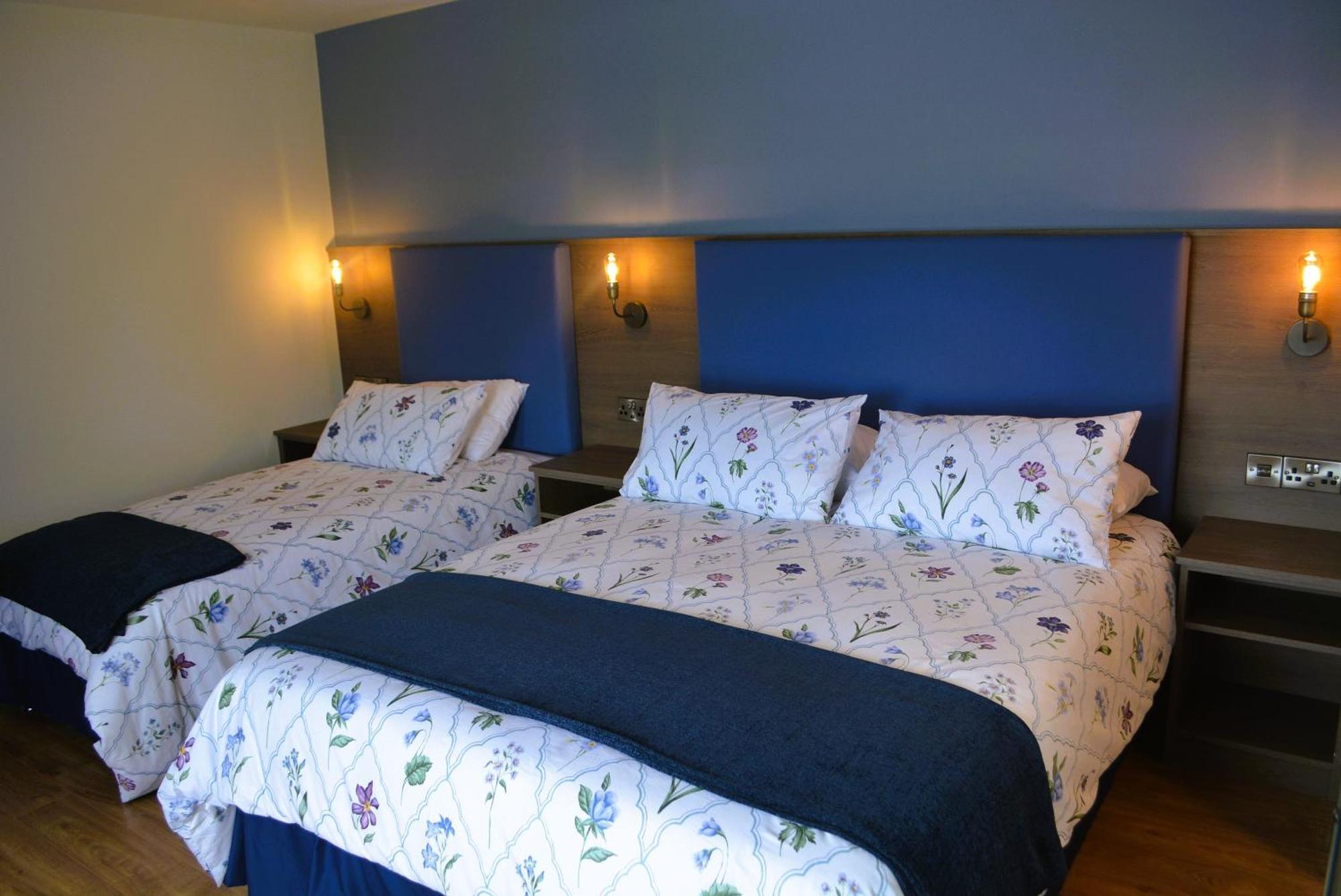 Hotel No 3 The Arch à Carndonagh Extérieur photo